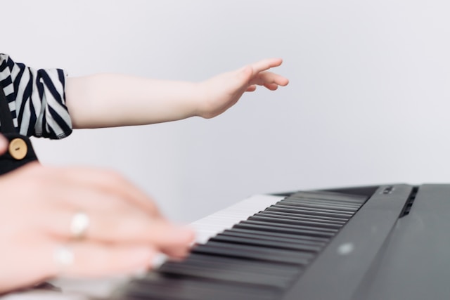 Home keyboards pianos